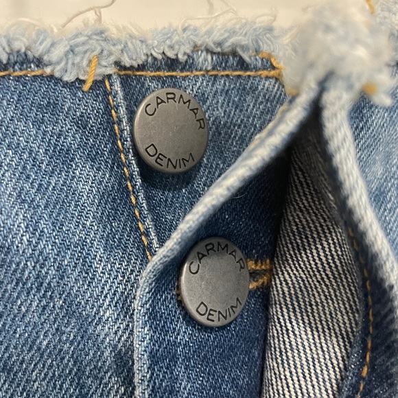 Carmar Ring Distressed Denim Skirt / NWOT - Picture 5 of 10